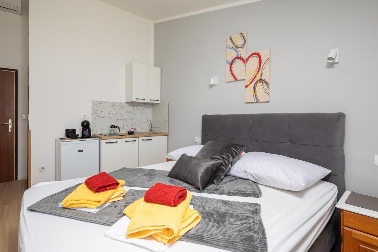 Beach Apartments Borovina Stanici Dış mekan fotoğraf