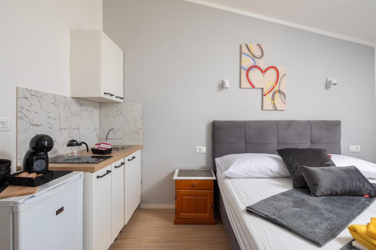 Beach Apartments Borovina Stanici Dış mekan fotoğraf