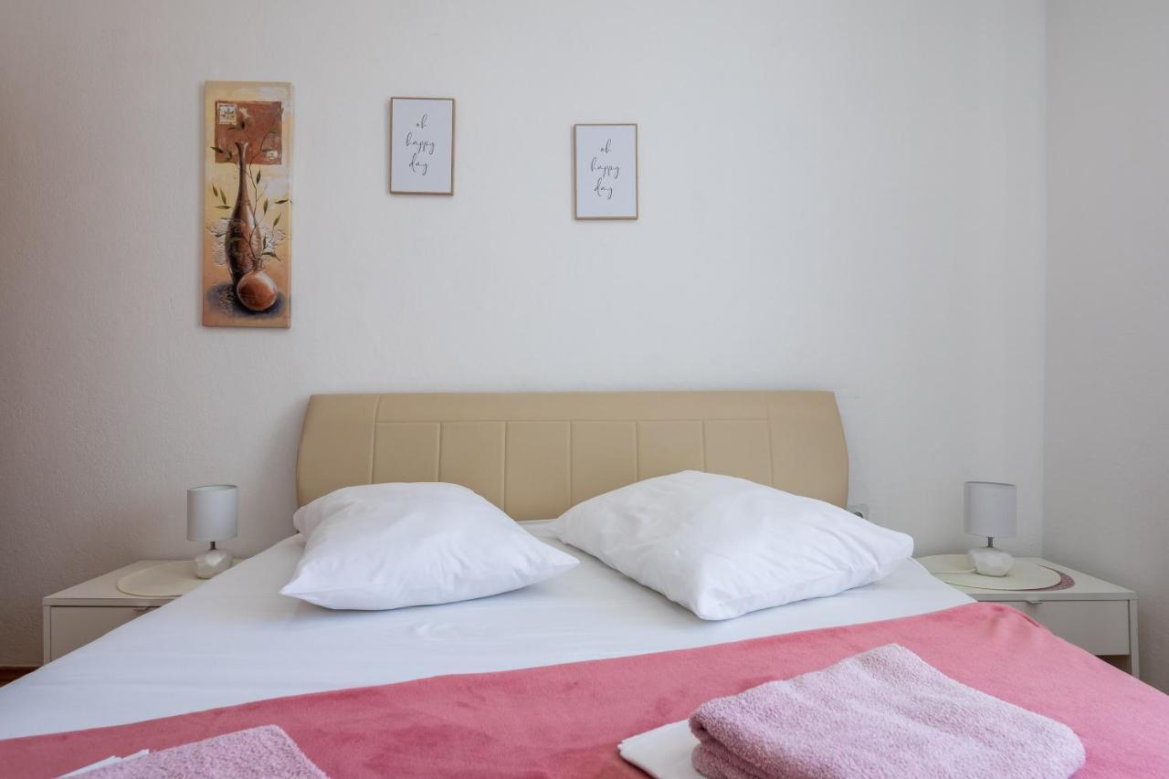 Beach Apartments Borovina Stanici Dış mekan fotoğraf